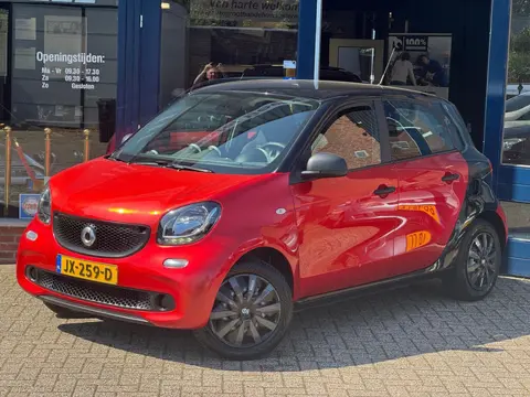 Smart Forfour 1.0 Pure 5 deurs two tone! NL AUTO NAP! Airco l Cruise l LED l MTF-stuur l Elek pakket