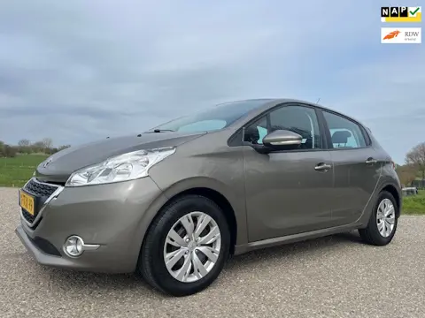 Peugeot 208 1.0 VTi Blue Lease Airco 5 drs 122658 km nap bj 2013