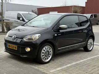 Volkswagen up! 1.0 high up! Navi Bluetooth Airco Stoelverwarming