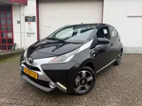 Toyota Aygo 1.0 VVT-i x-clusive |LUXE UITVOERING | NIEUWW APK |KEYLESS|AIRCO|LM VLGN |GROOT ONDERHOU