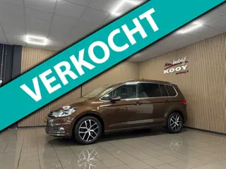 Volkswagen Touran 1.4 TSI Highline 7p * Automaat / 7 Persoons / Trekhaak / Navigatie *