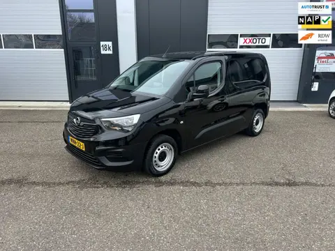 Opel Combo 1.5D L1H1 airco lease199 per maand