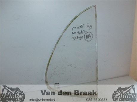 Nissan Micra 5 deurs 1992-1998 Scheerraam rechts achter