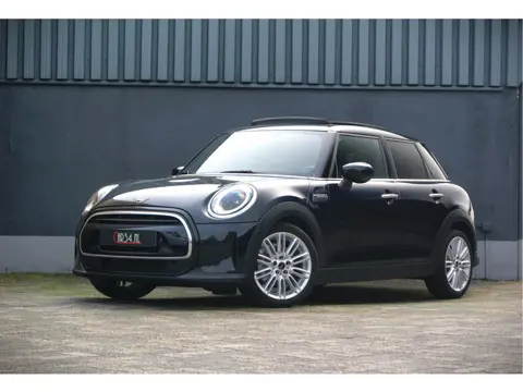 MINI Mini 1.5 102PK MINI Yours Aut7 Panoramadak/Leder/Carplay/stuurverw./Automaat