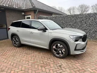 Skoda KODIAQ 1.5 TSI MHEV Sportline Business 7p head-up trekhaak