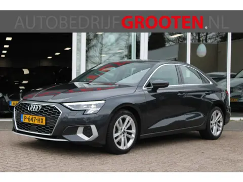 Audi A3 Limousine 30 TFSI Advanced edition//Navi//LED//Carplay!!