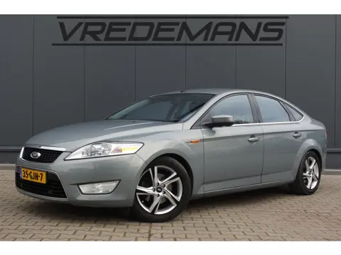 Ford Mondeo 2.3-16V Titanium