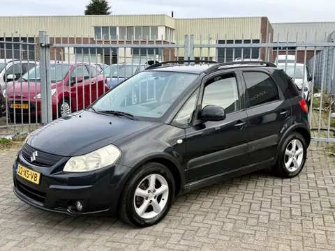 Suzuki SX4 1.6 Shogun 5 deurs! NL AUTO NAP! AIRCO l TREKHAAK l MTF-STUUR l ELEK PAKKET! 2 SLEUTELS l
