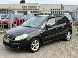 Suzuki SX4 1.6 Shogun 5 deurs! NL AUTO NAP! AIRCO l TREKHAAK l MTF-STUUR l ELEK PAKKET! 2 SLEUTELS l
