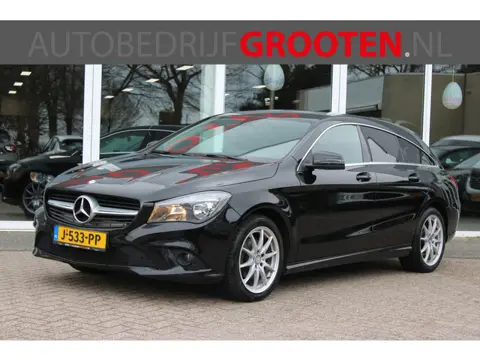 Mercedes-Benz CLA-Klasse Shooting Brake 200//Stoelverwarming//Camera//Trekhaak!!