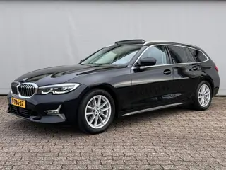 BMW 3-serie 320i | High Executive | Panorama | Sfeerverl.| Camera DK1180