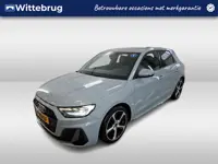 Audi A1 Sportback 30 TFSI S edition / Led / 17 Inch / Sfeerverlichting / PDC / Cruise Control / Half