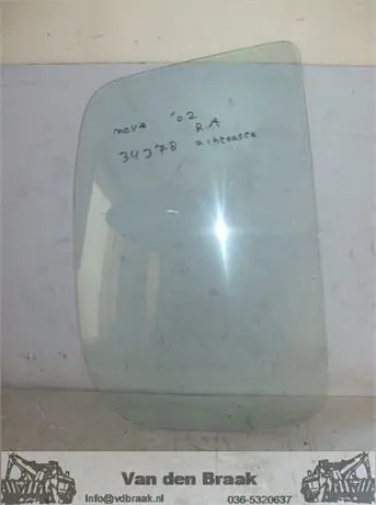 Daihatsu Move 1999-2003 Zijruit rechts achter