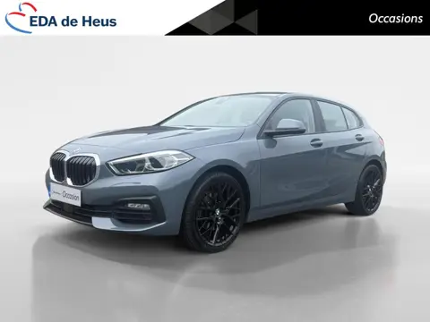 BMW 1-serie 118i Executive Edition | Automaat | Nederlandse Auto | Apple Carplay/Android Auto | Clim