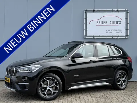 BMW X1 sDrive20i High Executive Automaat Navigatie/Trekhaak.