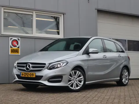 Mercedes-Benz B-Klasse 180 Ambition / Trekhaak / Parkeersensoren voor en achter