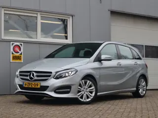 Mercedes-Benz B-Klasse 180 Ambition / Trekhaak / Parkeersensoren voor en achter