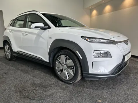 Hyundai KONA EV Comfort 64 kWh | Adaptief cruise control | rijstrookcorrectie