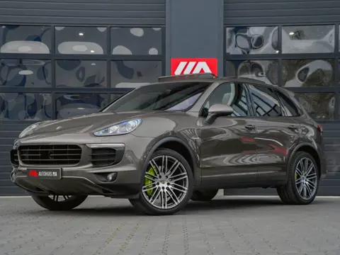 Porsche Cayenne 3.0 S E-Hybrid Pano|Luchtvering|Navi|Camera|Bose|Sport-Chronopakket