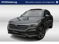 Volkswagen Touareg 3.0 TSi 381pk eHybrid 4MOTION ELEGANCE / Panorama dak / LEDER / Luchtvering / Zwe