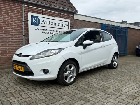 Ford Fiesta 1.25 Trend NIEUWE APK (bj 2009)