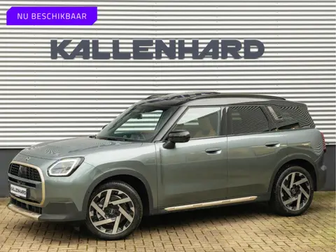 MINI Countryman 1.5 C Favoured - XL Pakket - Pano - Trekhaak - Memoryzetel