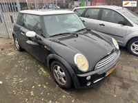 Mini Mini 1.6 Cooper Chili panoramadak airco verwarmde stoelen met werk koopje nieuwe banden boeken 