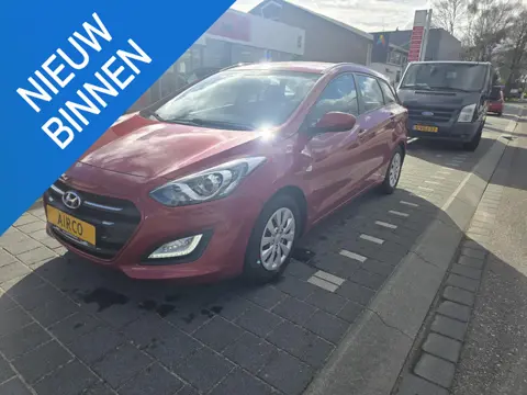 Hyundai i30 Wagon 1.4 5 deurs, airco, diverse acc.