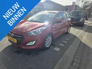 Hyundai i30 Wagon 1.4 5 deurs, airco, diverse acc.