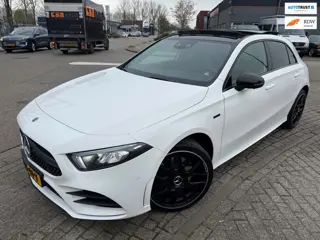 Mercedes-Benz A-klasse 250 e HYBRID 2021 262PK AMG Limited VOL-LUXE PANO