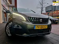 Peugeot 3008 1.2 PureTech Blue Lease Executive Navi CarPlay Dealer Onderhouden