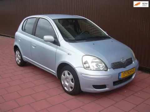 Toyota Yaris 1.3 VVT-i Sol