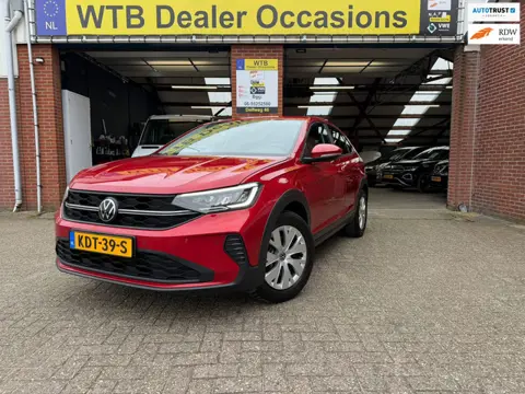 Volkswagen TAIGO 1.0 TSI Life, 1 eigenaar, dealeronderhouden, mooie luxe uitgevoerde, compacte SUV, 