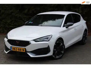 Cupra Leon 1.4 e-Hybrid VZ Business 245PK Automaat | Parkeercamera | Apple/Andoid Carplay | Virtual 