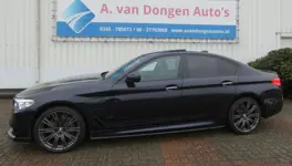 BMW 5-SERIE 530E M Sport,Navi,Leer,Schuifdak,Nieuw Accupakket