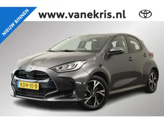 Toyota Yaris 1.5 Hybrid 115 First Edition Limited Parkeersensoren, Stoelverwarming, Apple Carplay / 