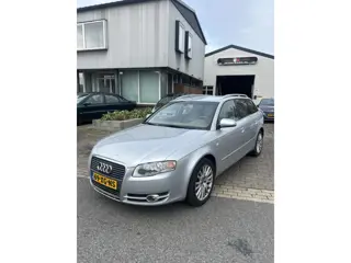 Audi A4 Avant 2.0 TFSI Advance 7 Traps Automaat S-Line Vol leer,Schakel flippers enz.