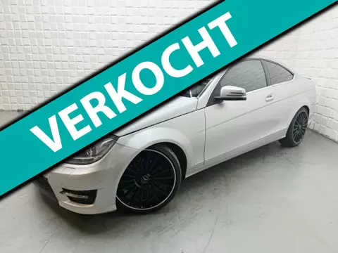 Mercedes-Benz C-klasse Coupé 180 Edition 1 AMG LEER NAVI PDC