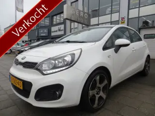 Kia Rio 1.2 CVVT BusinessLine 5drs nl-auto ,airco,cruise c.trekhaak, lmv etc