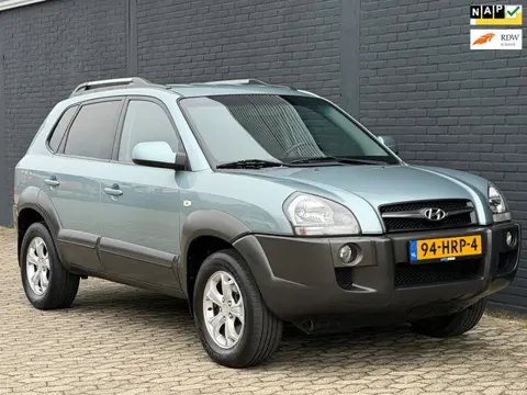 Hyundai Tucson 2.0i Style AIRCO NAVI TREKHAAK