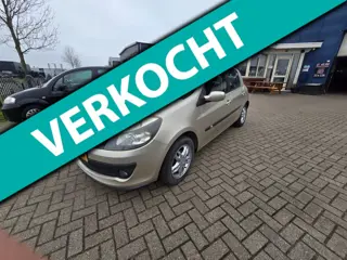 Renault Clio 1.4-16V Exception