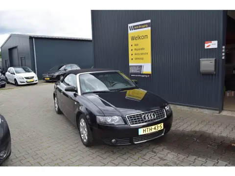 Audi A4 Cabriolet 2.4 V6 Exclusive
