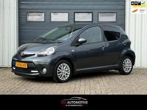 Toyota Aygo 1.0 VVT-i Aspiration 5-deurs 1e EIG/AIRCO/NAP