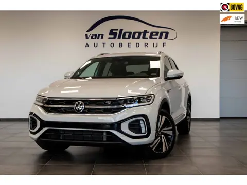 Volkswagen T-Roc 1.5TSi R-Line Edition|CArplay|AdapCruiseControl|18inch|Elec.A.Klep|WinterPack|Ascot