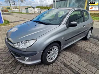 Peugeot 206 1.4 XR Challenge, Apk, Nap, Goed rijdend, Inruil mogelijk.