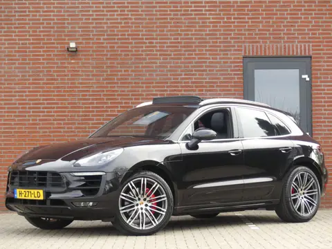 Porsche Macan 3.0 GTS Luchtvering/Pano/Trekhaak/Sportchrono