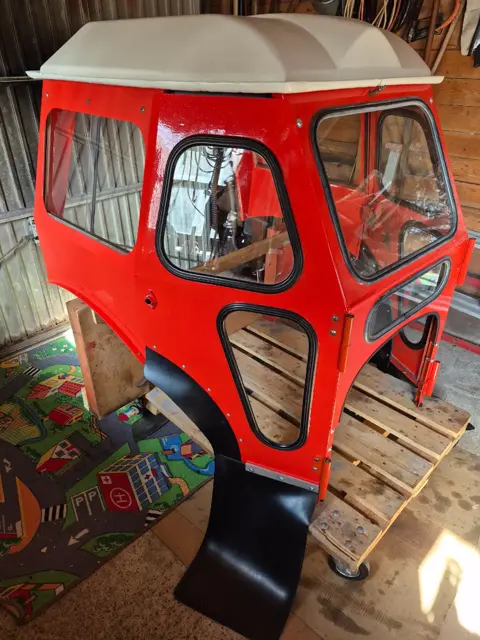 Mooie nette tractor cabine