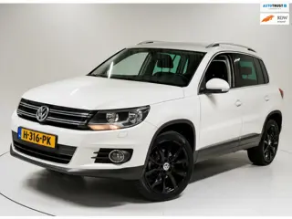 Volkswagen Tiguan 1.4 TSI 150PK Sport&Style Carplay|Trekhaak!