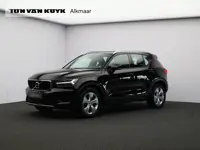 Volvo XC40 2.0 T4 Momentum Pro / Trekhaak / Stoel+stuurwielverwarming / CarPlay / Parkeercamera