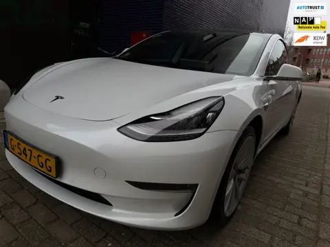 Tesla Model 3 Long Range AWD 75 kWh 1e Eig BTW Auto 20” Velgen Pano Leer Clima ACC